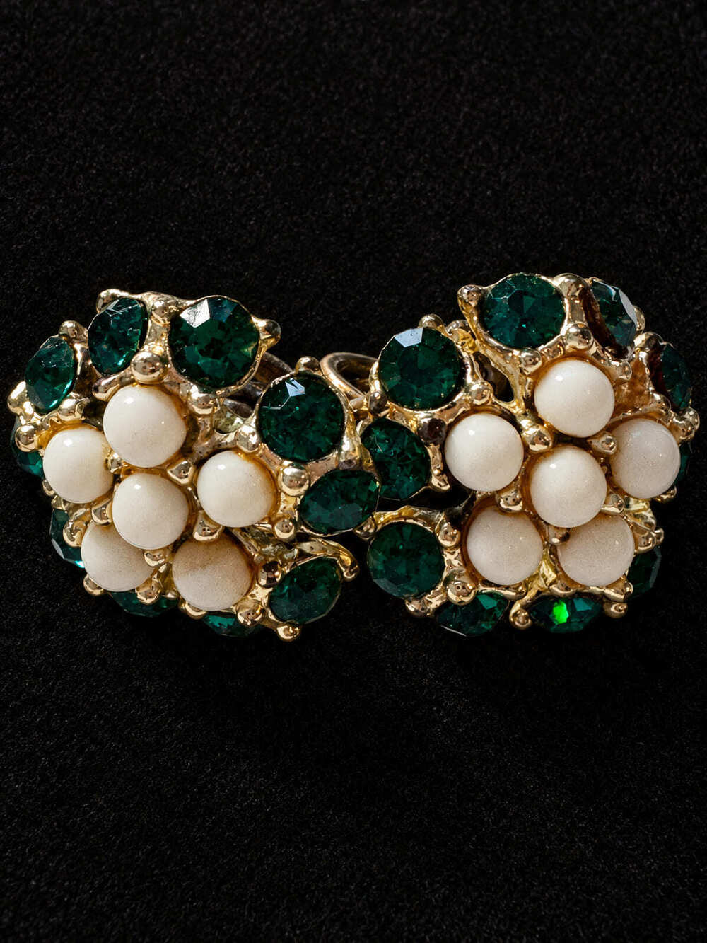 ⚜️ Screw-Back Cluster Earrings | Mid-century-style | Green & White 💗